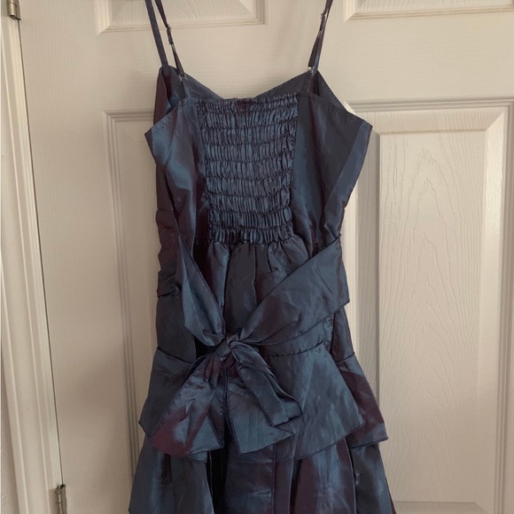 Women’s Dress - Picture 2 of 2